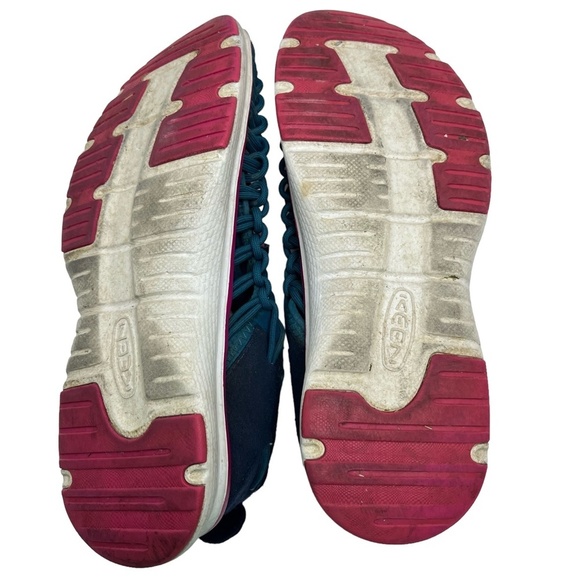KEEN Teal Blue Pink Closed Toe Sneakers Sandals Hiking Fishing Camping Shoes 5 - Picture 14 of 15
